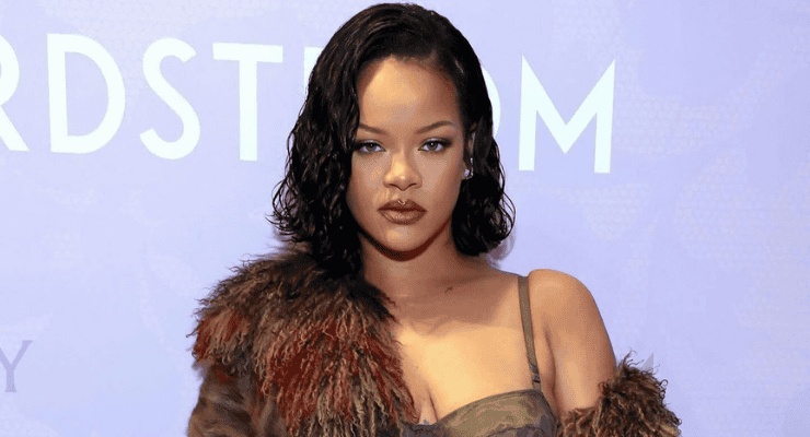 Rihanna'nın evine silahlı saldırı