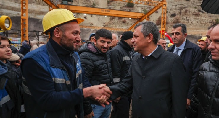 Özel'den Çayırhan Termik Santrali'ndeki madencilere destek