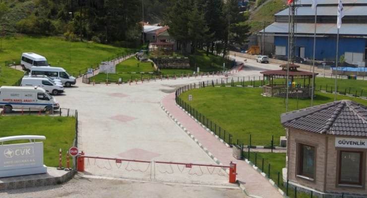 Bursa'daki yangın nedeniyle Harmancık krom madeni geçici olarak kapatıldı -  Diken