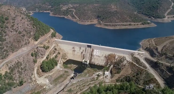Çeşme'deki su kesintisi sona erdi
