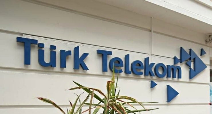 Türk Telekom'un imtiyaz anlaşması 25 yıl daha uzadı