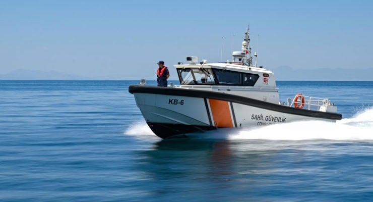 Bodrum açıklarında kaçak göçmen taşıyan bot battı: 18 ölü