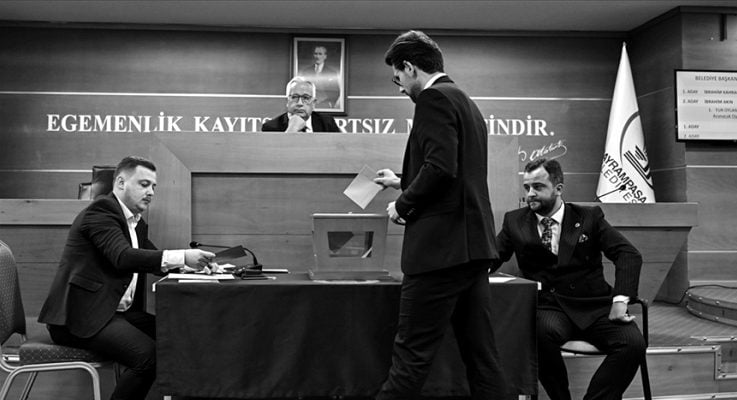 Kurayla CHP'de kalmıştı: AKP, Bayrampaşa'da seçimin iptali için dava açtı