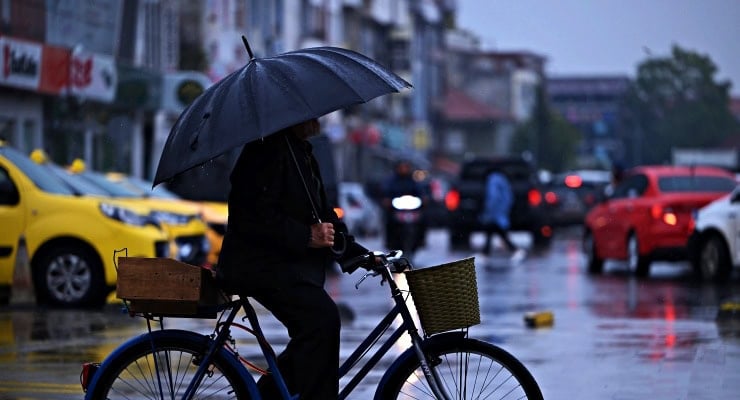 Sağanak yağış geliyor: 14 ile sarı kodlu uyarı