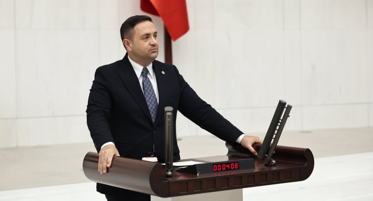 CHP'li vekil 'TRT'ye çıkacak': Canlı mı verir, banttan mı bilemem