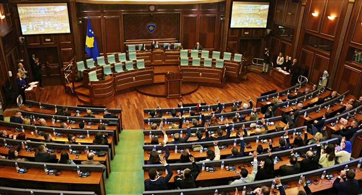 Kosova Meclisi feshedildi