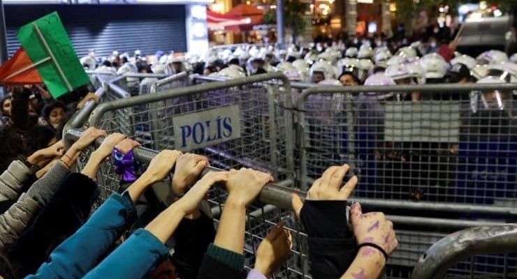 Erdoğan'dan 'kadına yönelik şiddetle mücadele' genelgesi