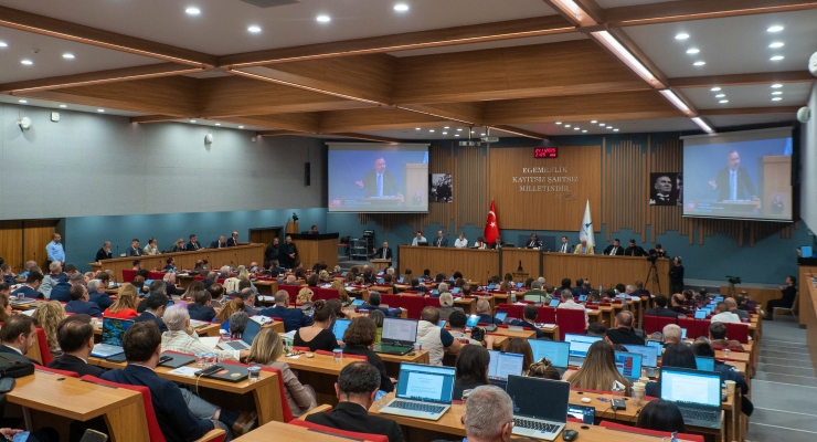 İzmir Büyükşehir Belediyesi'nin 2026 bütçesi 110 milyar lira