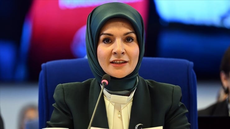 Aile bakanı dert yandı: Yalnızlık bakanlığı kurmak zorunda kalabiliriz