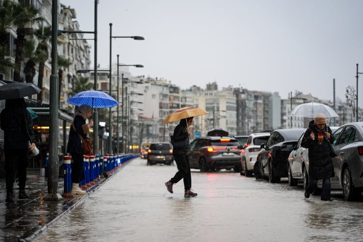 Kuvvetli sağanak bekleniyor: Meteorolojiden yedi ile sarı kodlu uyarı