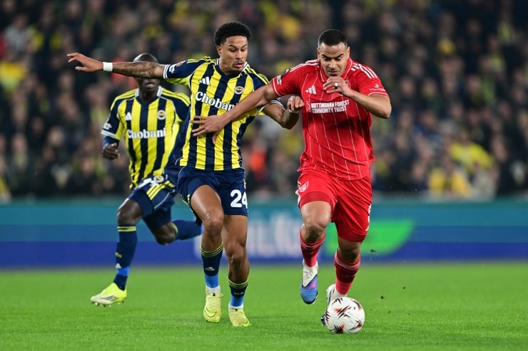 Fenerbahçe, Nottingham Forest'a 3-0 yenildi