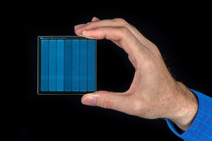 2 milyon kitap dolusu veri saklayabilen cam üretildi