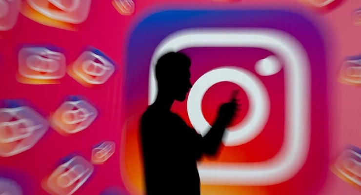 Instagram 'uçtan uca şifrelemeyi' kaldırıyor: İsteyen WhatsApp'a