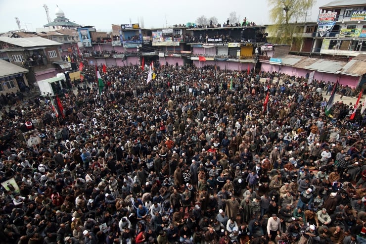 Beyaz Saray, İran'da ayaklanma için Kürt gruplara silah verileceği iddiasını yalanladı