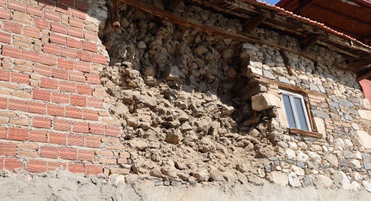 Profesöre göre Denizli'deki 5,1'lik deprem olağan: Beklediğimiz 6,8-7