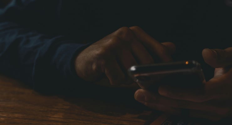 Sürekli olumsuz haber tüketmek zihnimize neler yapıyor?