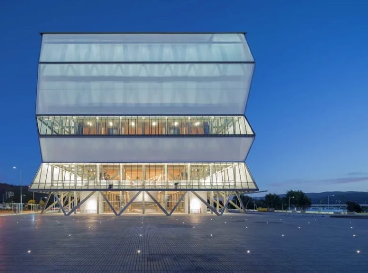 Pritzker Ödülü Şilili mimar Smiljan Radic'e verildi