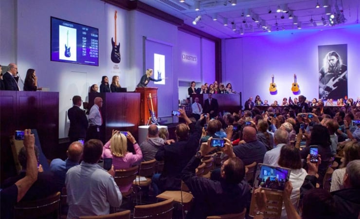 Rekor: Altı Pink Floyd albümünde kullanılan gitar 14,6 milyon dolara satıldı