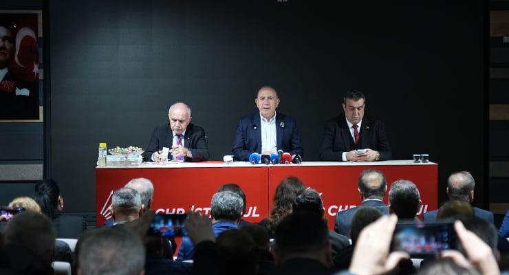 Gürsel Tekin bayramlaşma töreni düzenledi: Parayla pulla derdimiz yok