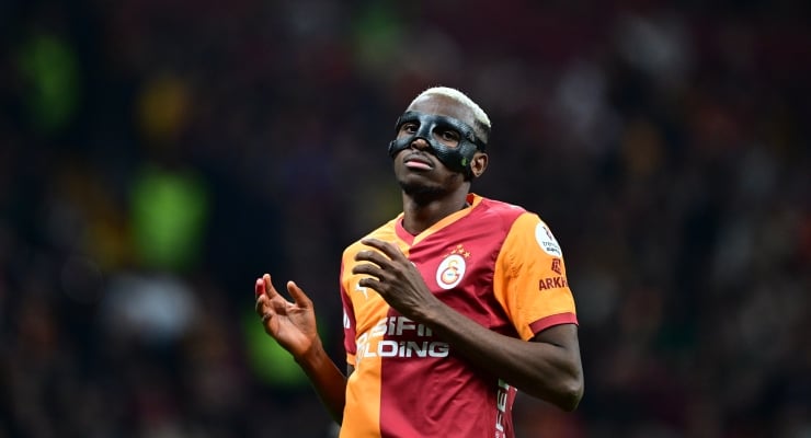 Victor Osimhen ameliyat oldu