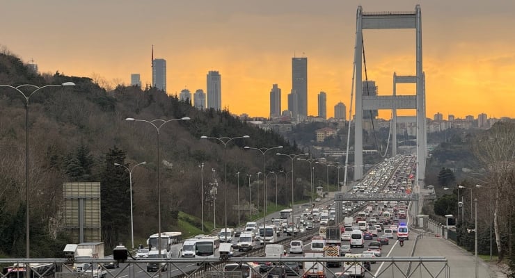 İstanbul'da trafik yoğunluğu yüzde 80