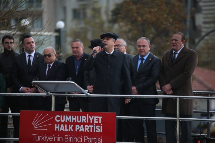 Özgür Özel hakkında 'cumhurbaşkanına hakaret'ten soruşturma