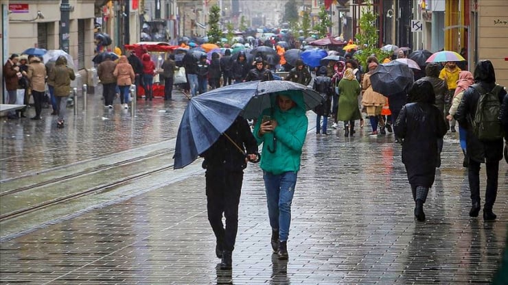 Meteoroloji: Ankara, İstanbul ve İzmir'de üç gün yağış var