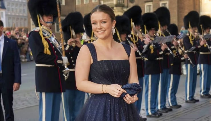 Danimarka Prensesi Isabella 11 ay askerlik yapacak