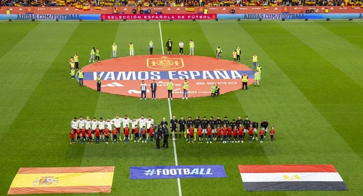 İspanya-Mısır maçında 'Zıplamayan Müslüman' tezahüratı: Pedro Sanchez de hedef alındı