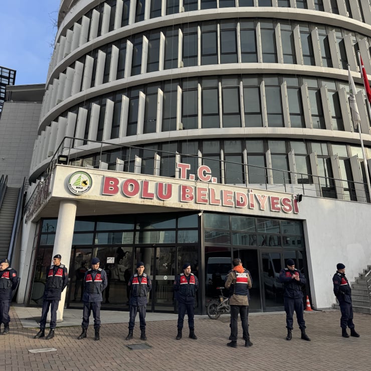 Bolu belediyesine 'hayalet araç' operasyonu: 22 gö…