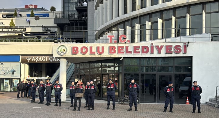 Bolu Belediyesi'nde arama: Üç gözaltı daha