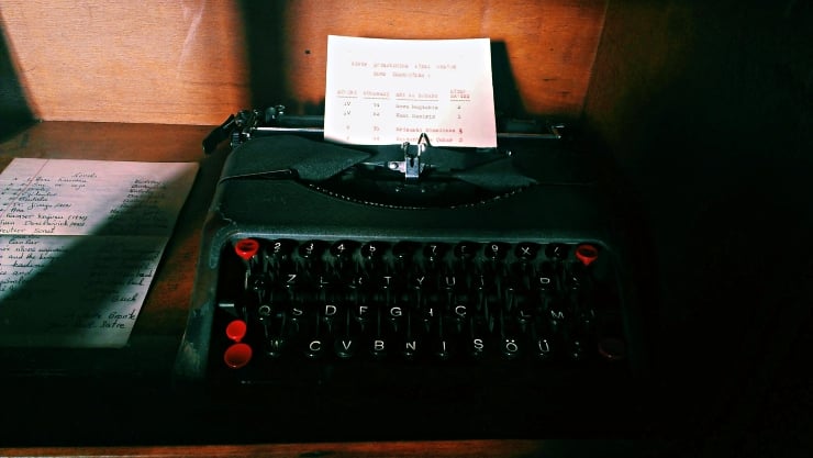 Üniversitede daktilo zorunluluğu: Gerekçe yapay zeka