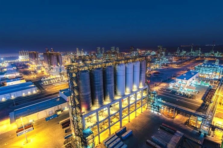 Borouge petrokimya tesisi vuruldu: Faaliyetler askıda