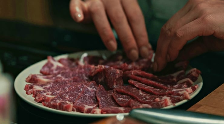 Vejetaryen eski sağlık bakanından demansa karşı öneri: Et yiyin