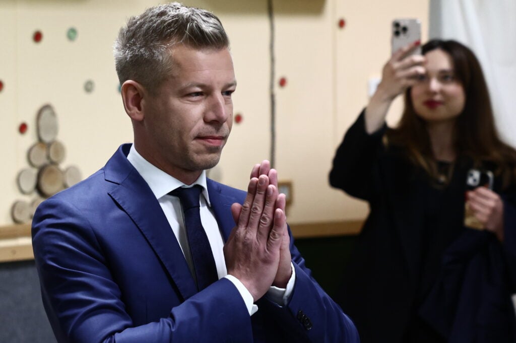 Macaristan'da Orban dönemi bitti: Yeni lider Peter Magyar