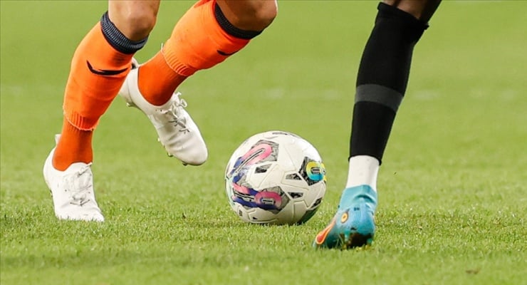 Amatör ligde rakibinin kafasına tekme atan futbolcu tutuklandı