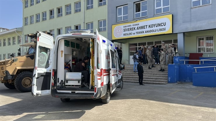 Şanlıurfa'da bir liseye silahlı saldırı: Bir ölü, 16 yaralı