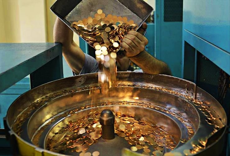 Darphane üç ayda beş milyon altın bastı