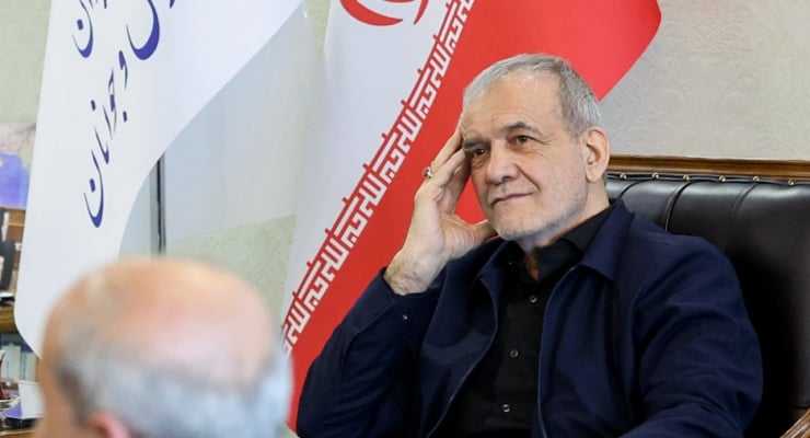 Pezeşkiyan: Teslim olmamızı istiyorlar, İran halkı zorbalığa boyun eğmez