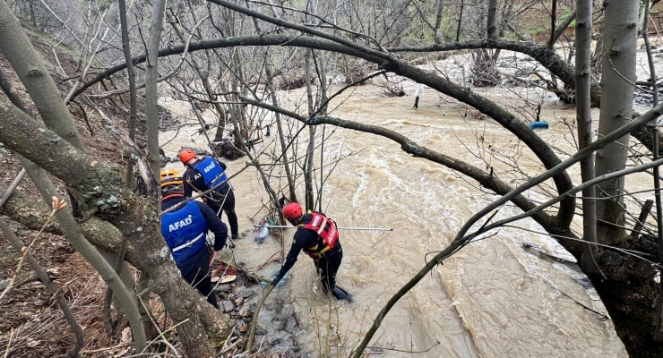 Hakkari'de dört gündür aranan çocuk ölü bulundu