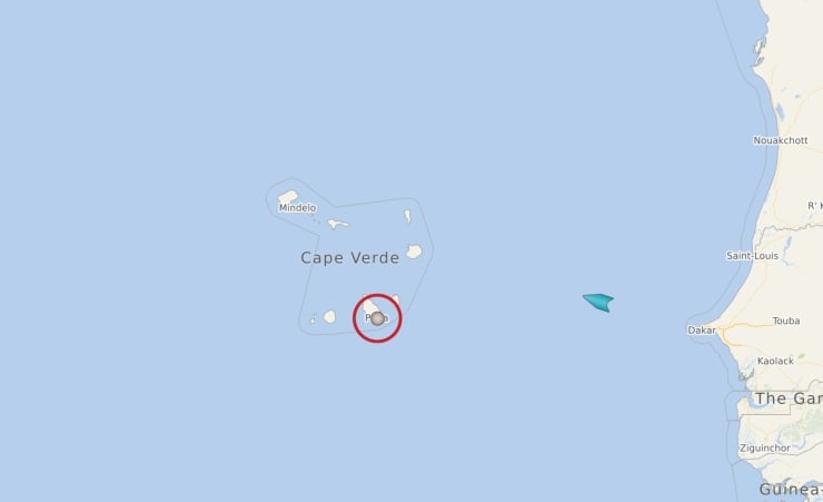 Map of Cape Verde with the southern island Boa Vista circled in red; a small blue boat icon is offshore to the east.