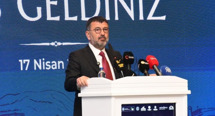 Veli Ağbaba, tutuklu Böcek hakkında suç duyurusunda bulundu