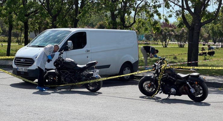 Polis şüphelenip iki motosikletliye müdahale etti: Cep telefonundan suikast planı çıktı