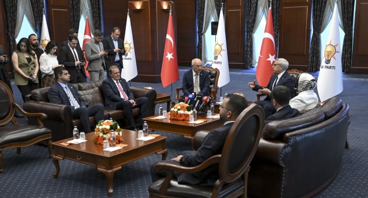 CHP'den üç bayram sonra AKP'ye ziyaret