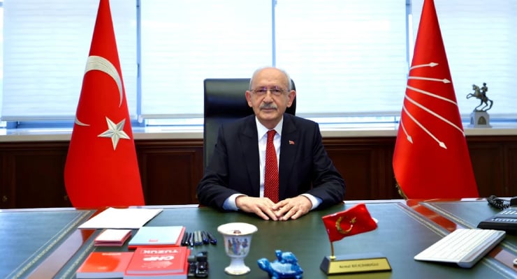 Mutlak butlan sonrası ilk: Kılıçdaroğlu CHP Genel Başkanlığı makamında