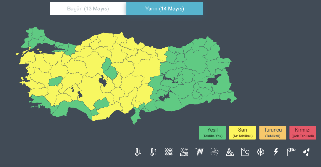Color-coded map of Turkey showing regional risk levels by province: green (no danger), yellow (low), orange (moderate), red (high); legend visible at bottom.