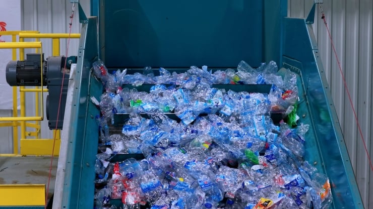 'Şişe getirene 1 lira': Günlük 600 kilo pet ambalaj toplanıyor