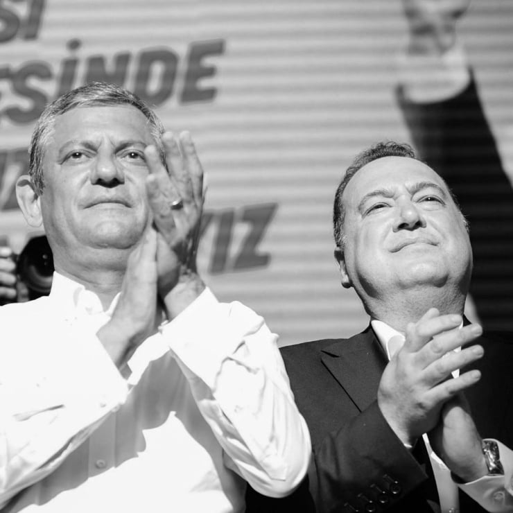 CHP'de YENİ Parti için ilk büyükşehir istifası Manisa'dan