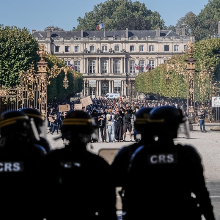 Student-Led Protests Escalate Across France Amid Violent Clashes and School Closures